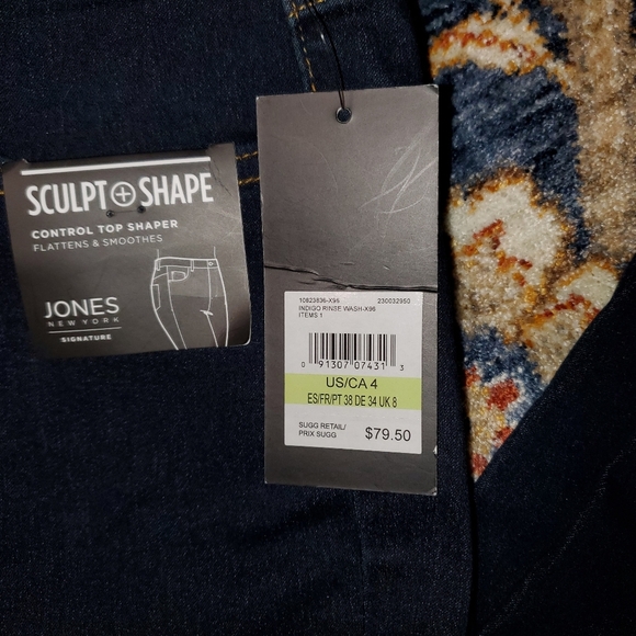Jones New York Lexington Skinny Jeans - Picture 4 of 6